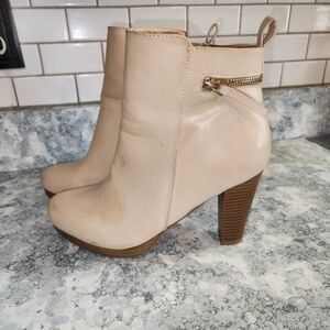 Beautiful faux leather ankle booties